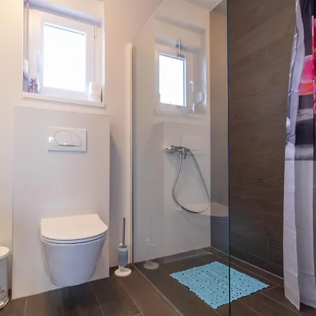 Apartment Privluka Apart *